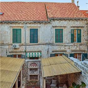 5 Bedroom Villa with Balcony & Terrace in Dubrovnik, sleeps 10